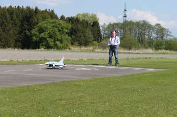Anfliegen_2014_05